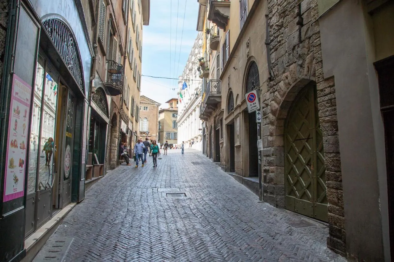 Casa Vacanze Gombito 4 Bergamo Alta Italia